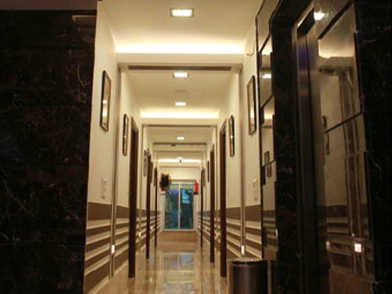 Fabhotel Admire Suites New Delhi Ngoại thất bức ảnh