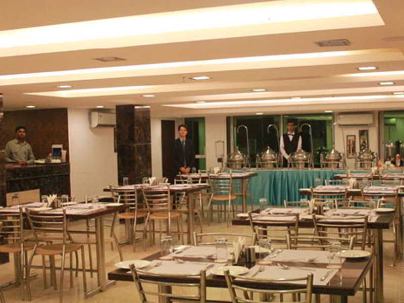Fabhotel Admire Suites New Delhi Ngoại thất bức ảnh